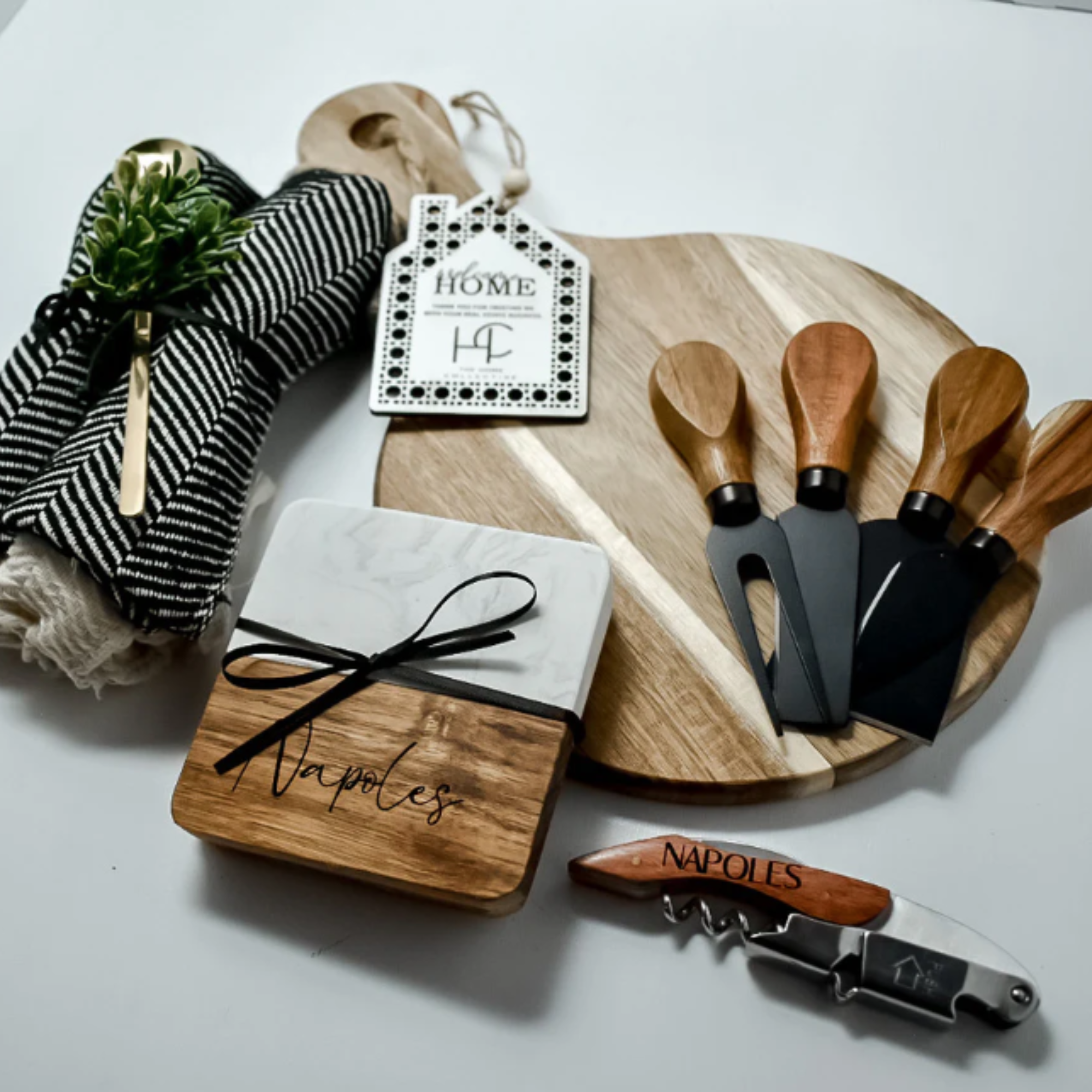 Luxury Gift Box Round Acacia