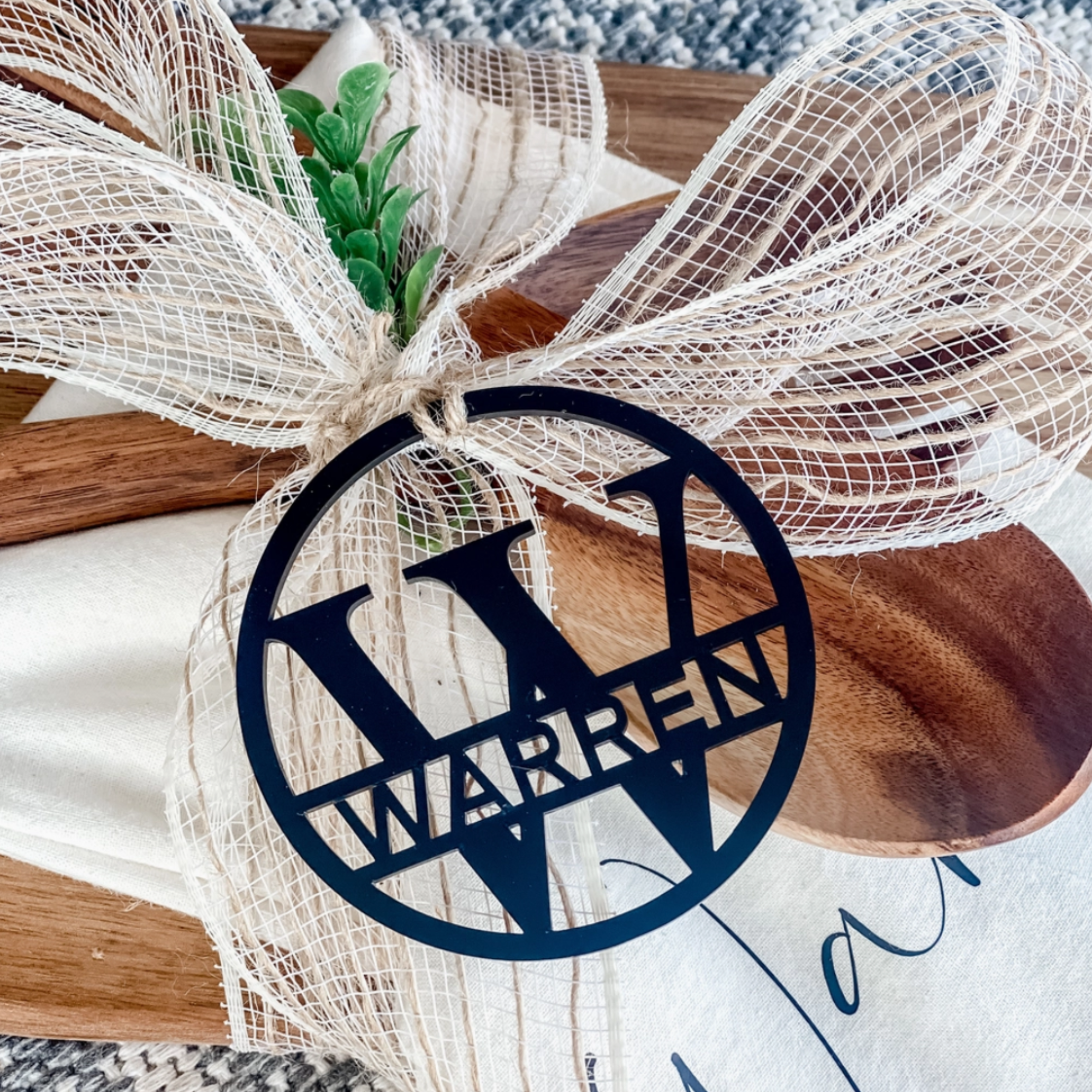Gift Set Acacia Wood and Towel Set