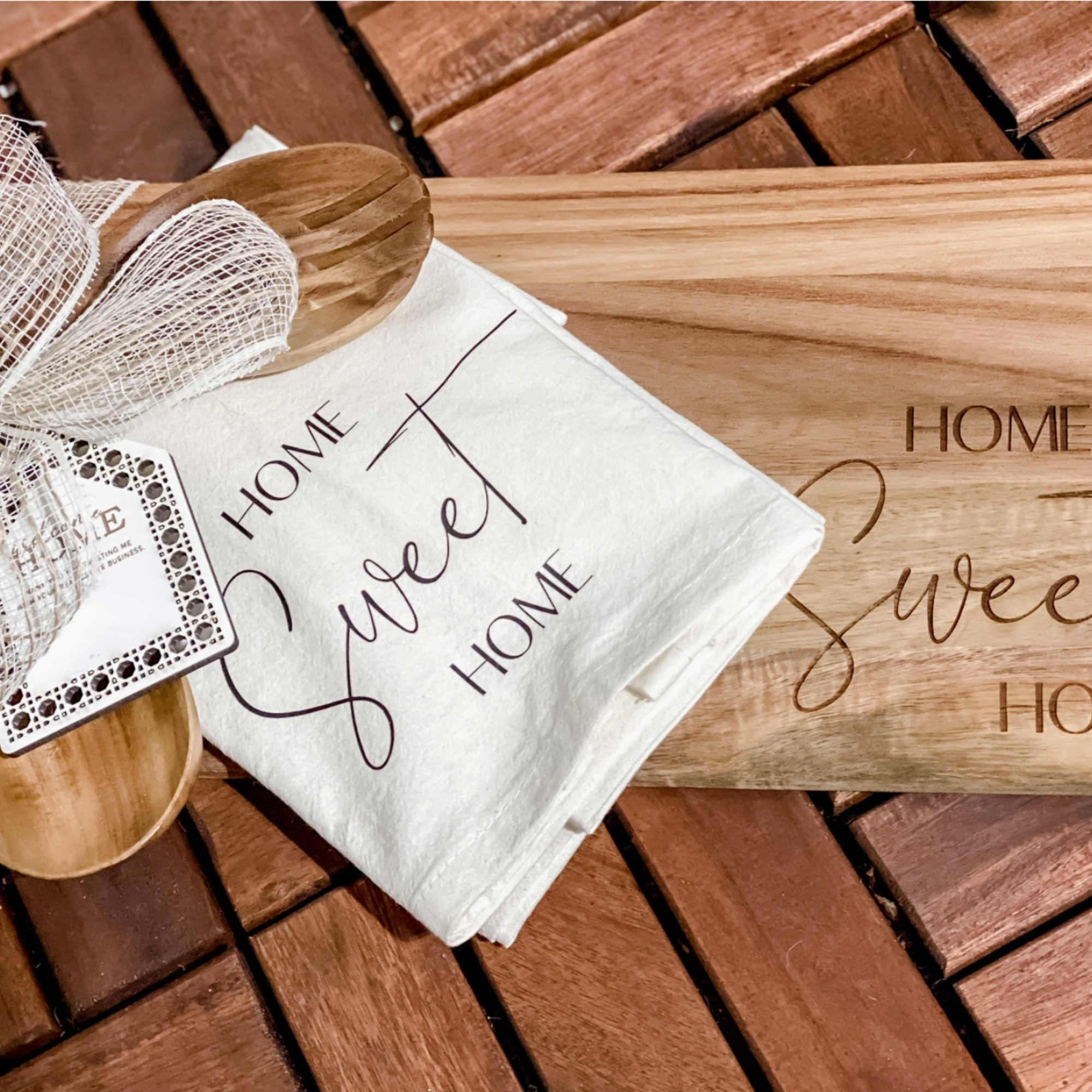 Home Sweet Home Acacia Board Gift Set